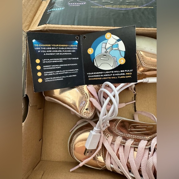 Sketchers Metallic Light Up Sneakers - Picture 5 of 7